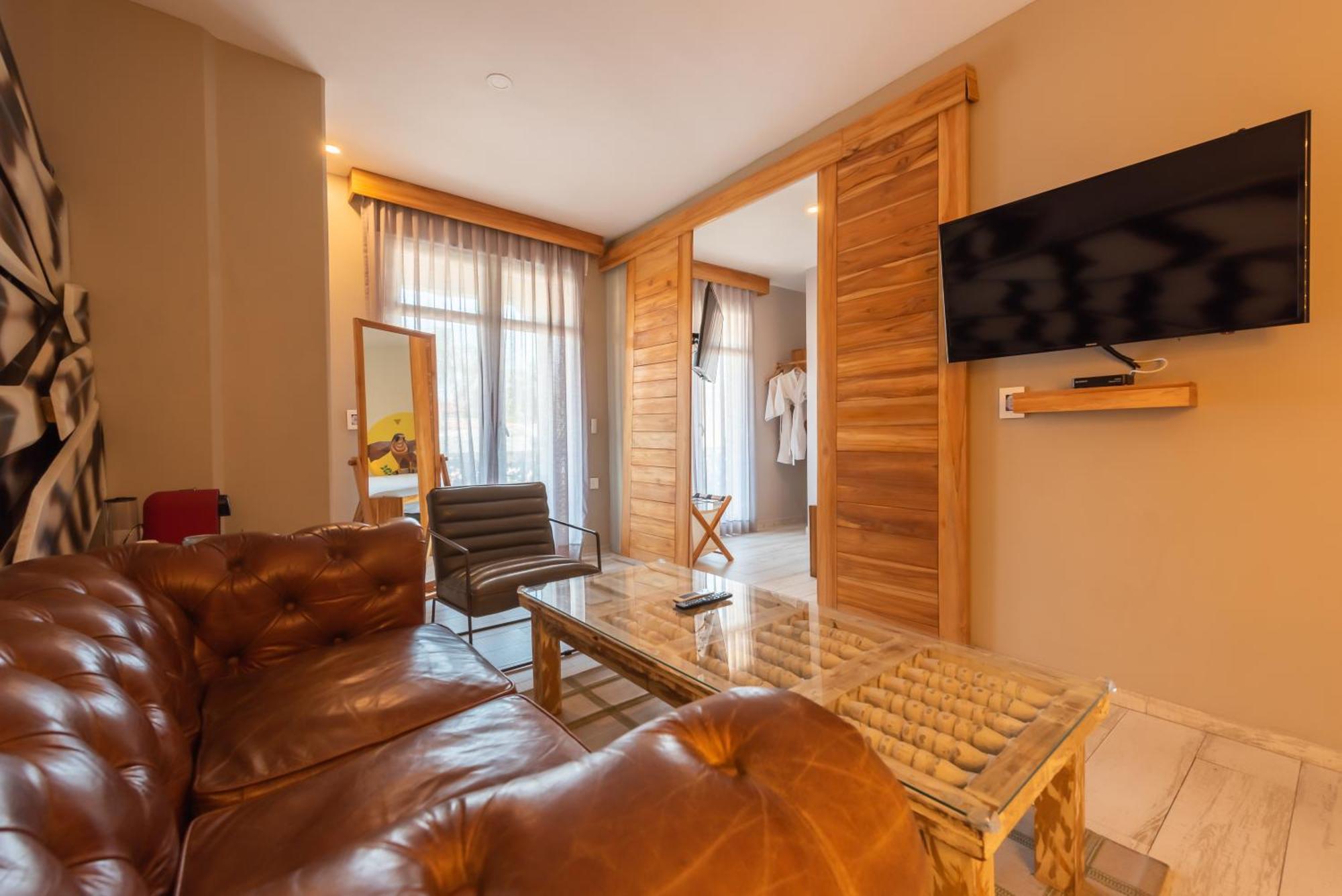 Two-Bedroom Suite