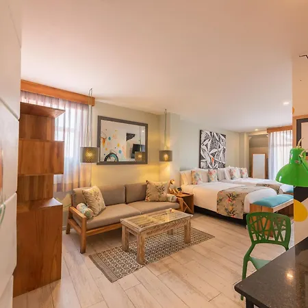 Townhouse Boutique Hotel-3